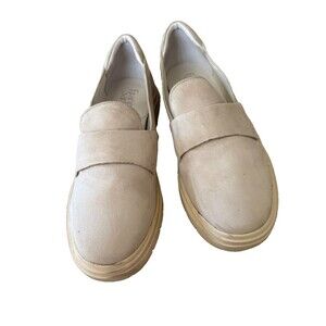 Franco Sarto Metta Ivory Suede Leather Slip On Shoes Womens Size 10M